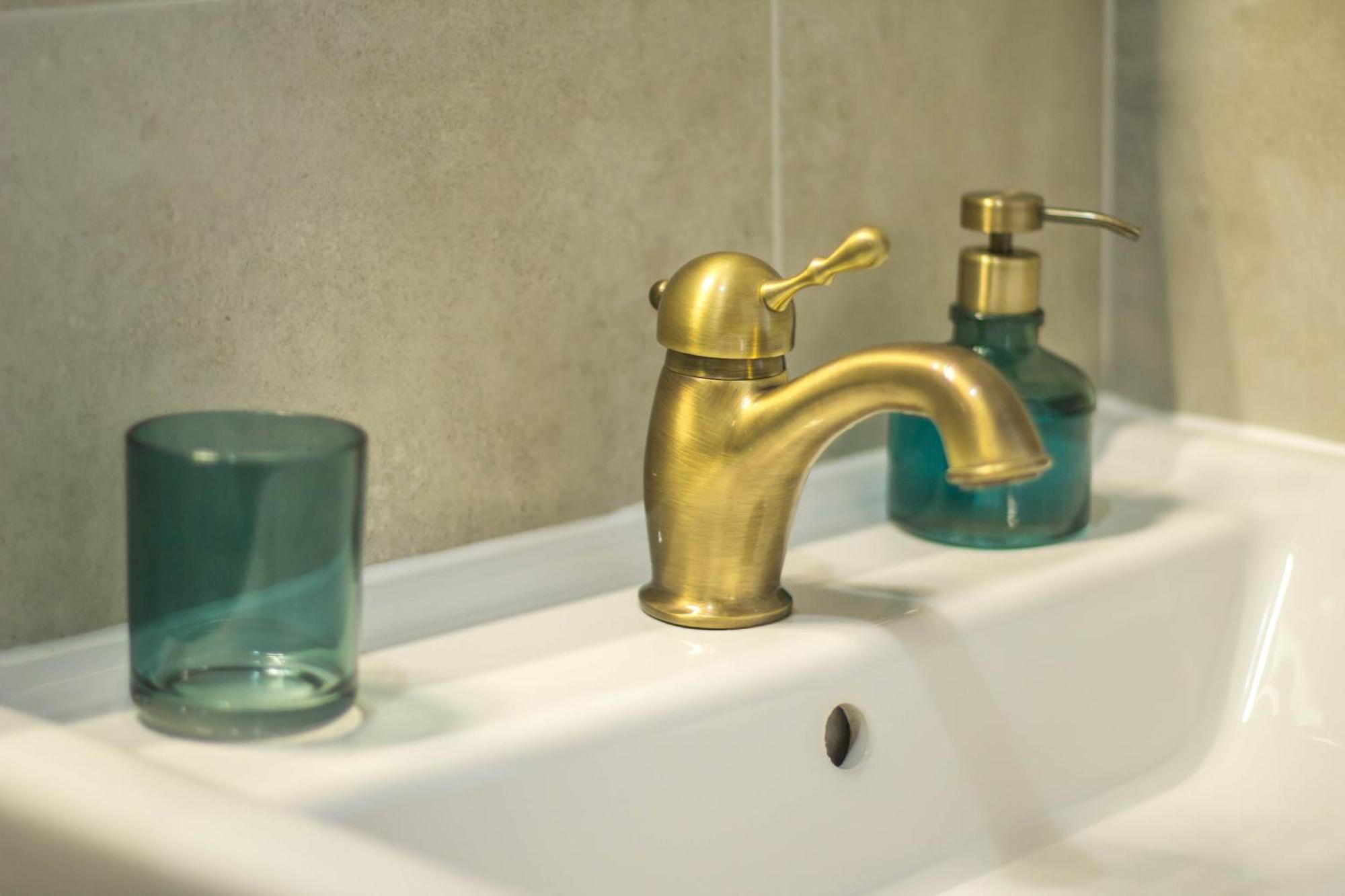 Lion'S Bridge Boutique 2Bdrm Apt, Top Center Gem Sofia Ngoại thất bức ảnh