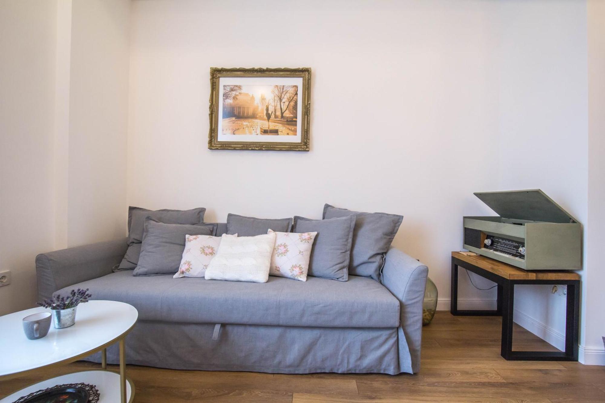 Lion'S Bridge Boutique 2Bdrm Apt, Top Center Gem Sofia Ngoại thất bức ảnh