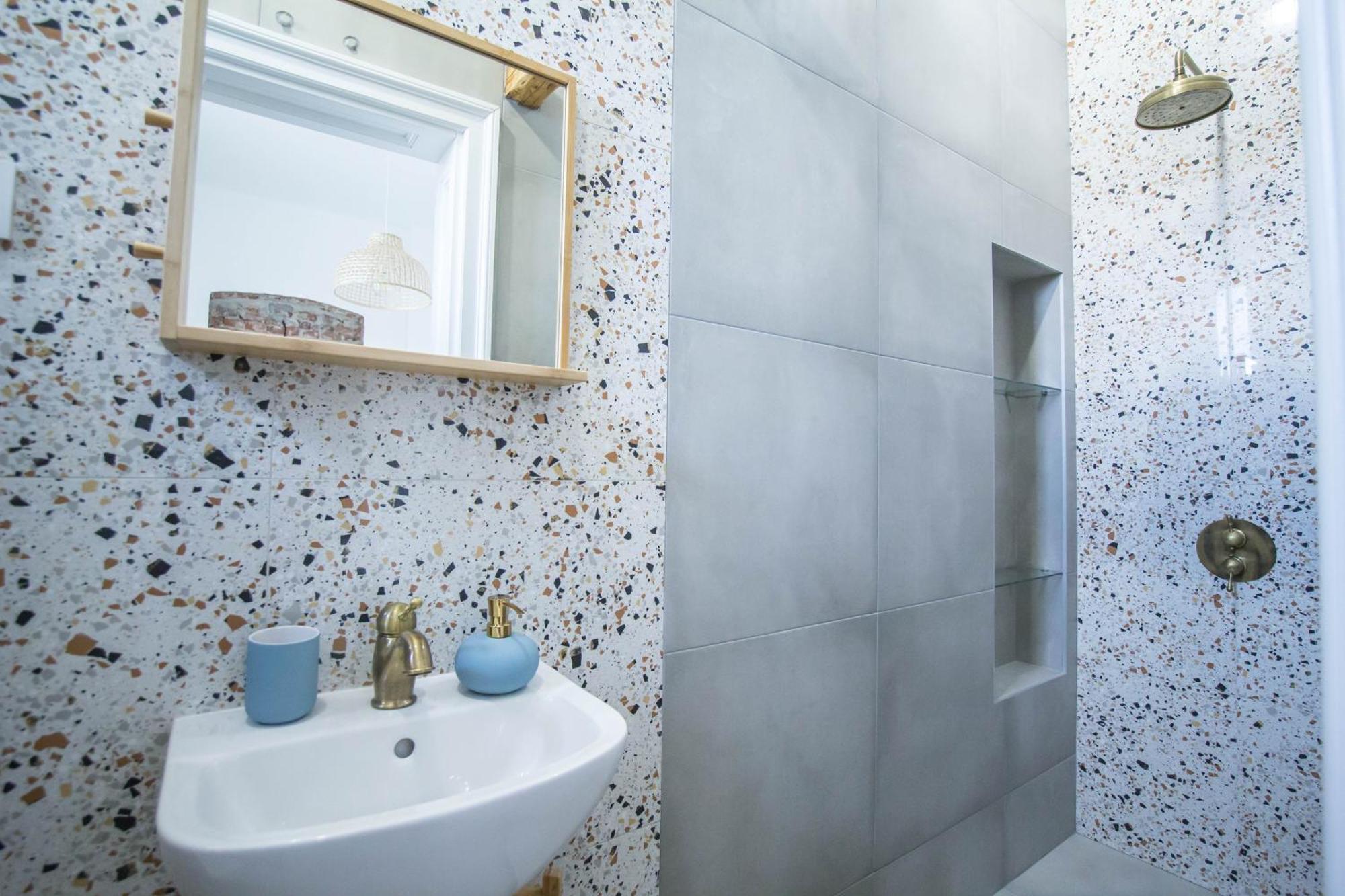 Lion'S Bridge Boutique 2Bdrm Apt, Top Center Gem Sofia Ngoại thất bức ảnh